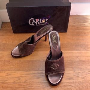 NIB Carlos suede sandals